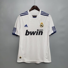 camisa-retrô-real-madrid-2010-11-home-1