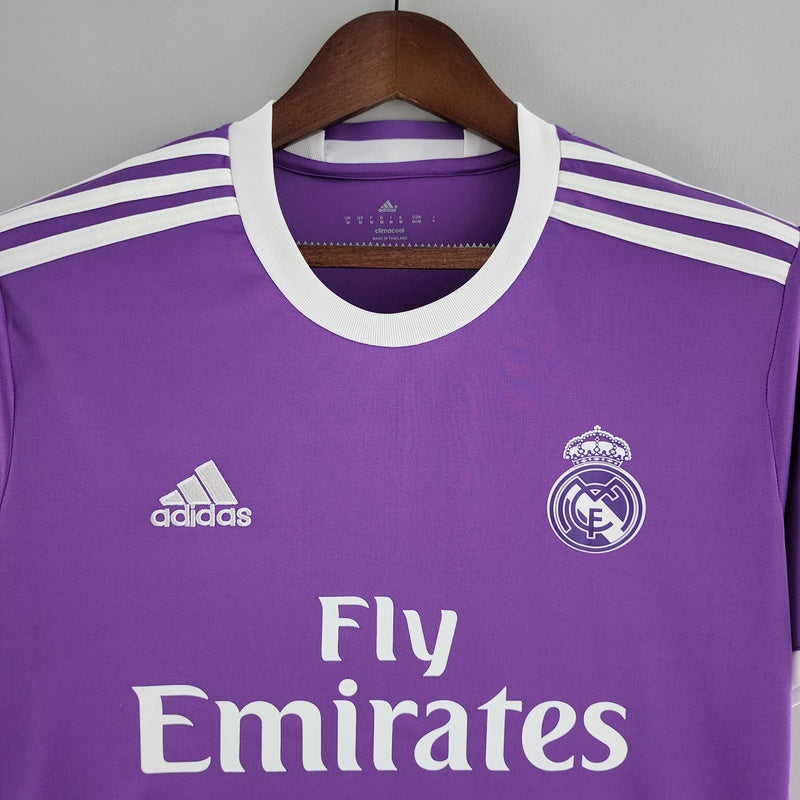 camisa-retrô-real-madrid-2016-17-2