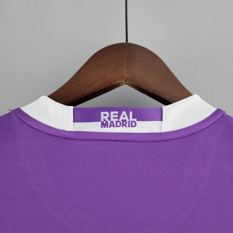 camisa-retrô-real-madrid-2016-17-3