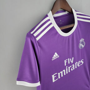camisa-retrô-real-madrid-2016-17-5