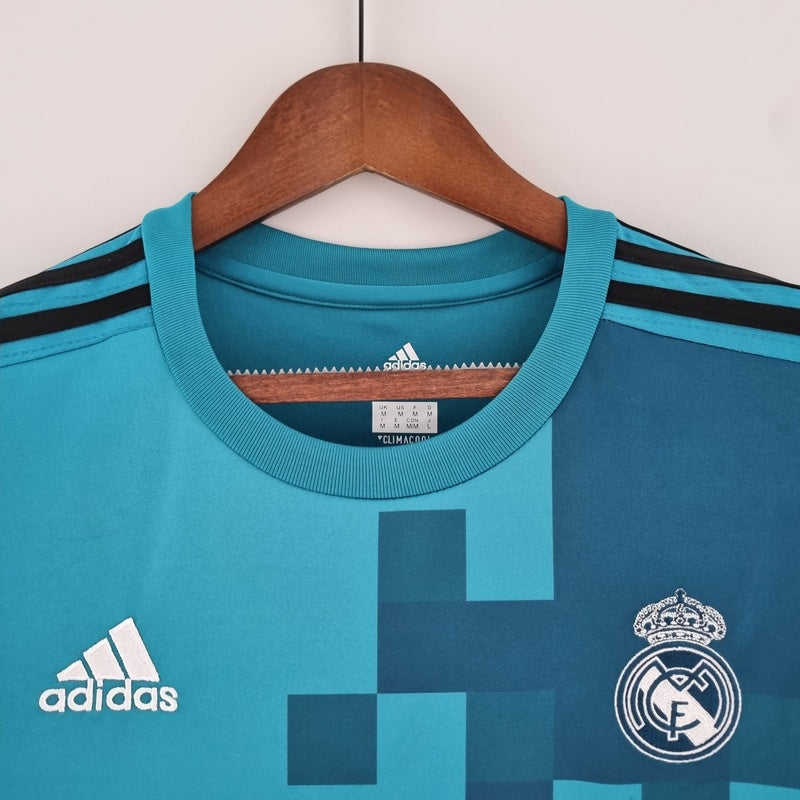 camisa-retrô-real-madrid-2017-18-2