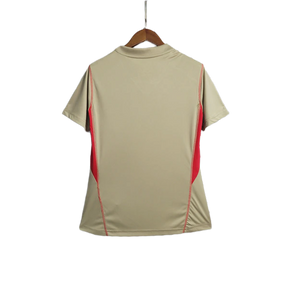 camisa-são-paulo-23-24-treino-ouro-feminina-2