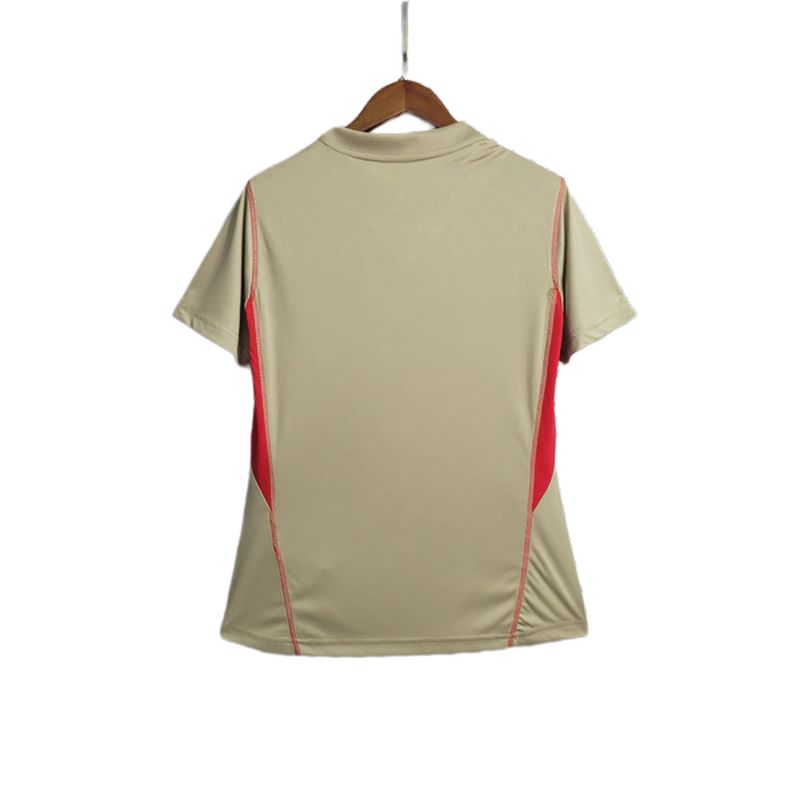 camisa-são-paulo-23-24-treino-ouro-feminina-2