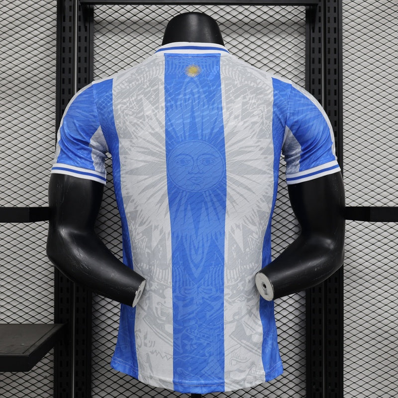 camisa-seleção-argentina-edição-especial-2024-25-jogador-adidas-masculino-azul-branca-e-dourada-2