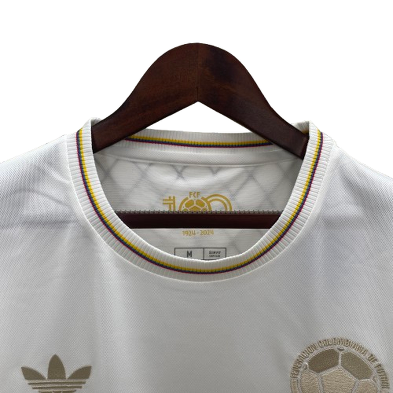 camisa-seleção-colombiana-edição-comemorativa-centenário-branca-amarela-azul-e-vermelha-3