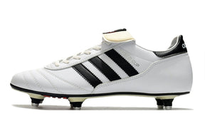 chuteira-campo-adidas-copa-mundial-team-ponta-de-aluminio-branca-e-preta-1