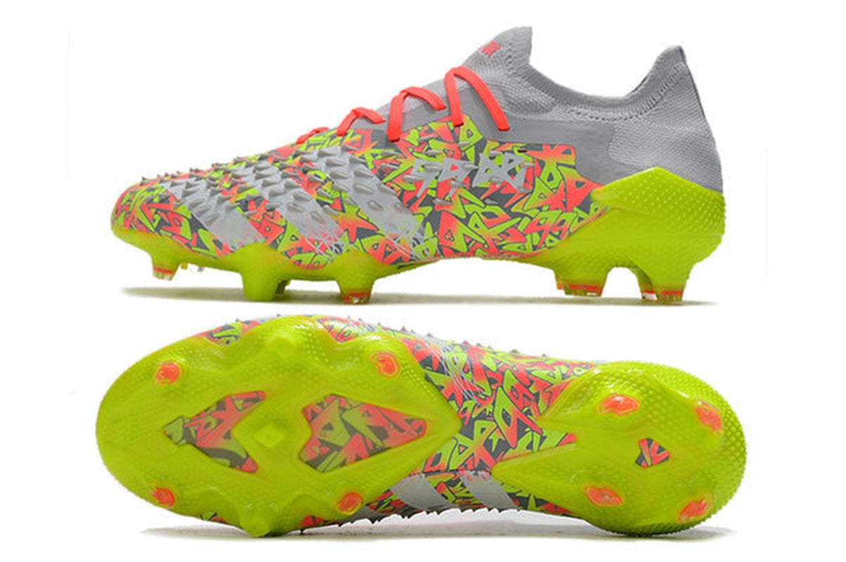 chuteira-campo-adidas-predator-freak-1-fg-clear-grey-white-solar-yellow-low-1