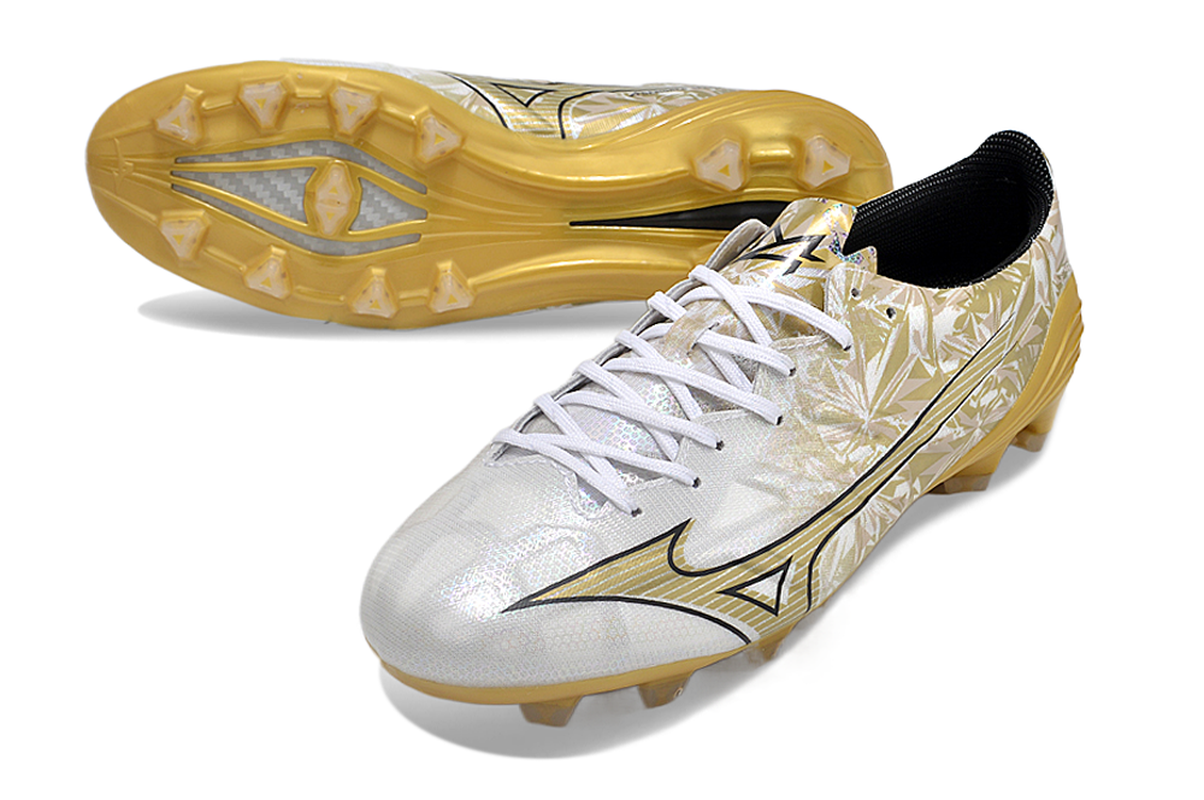 chuteira-campo-mizuno-alpha-fg-branca-e-dourada-sérgio-ramos-5