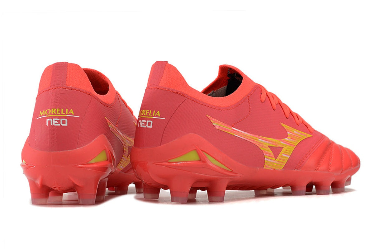 chuteira-campo-mizuno-morelia-neo-4-beta-fg-vermelha-e-dourada-release-pack-4