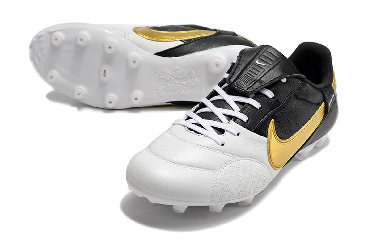 chuteira-campo-nike-premier-3-fg-branca-preta-e-dourado-eurocopa-2012-6