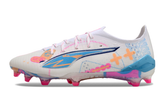 chuteira-campo-puma-ultra-5-ultimate-fg-branca-azul-e-rosa-volume-up-pack-1