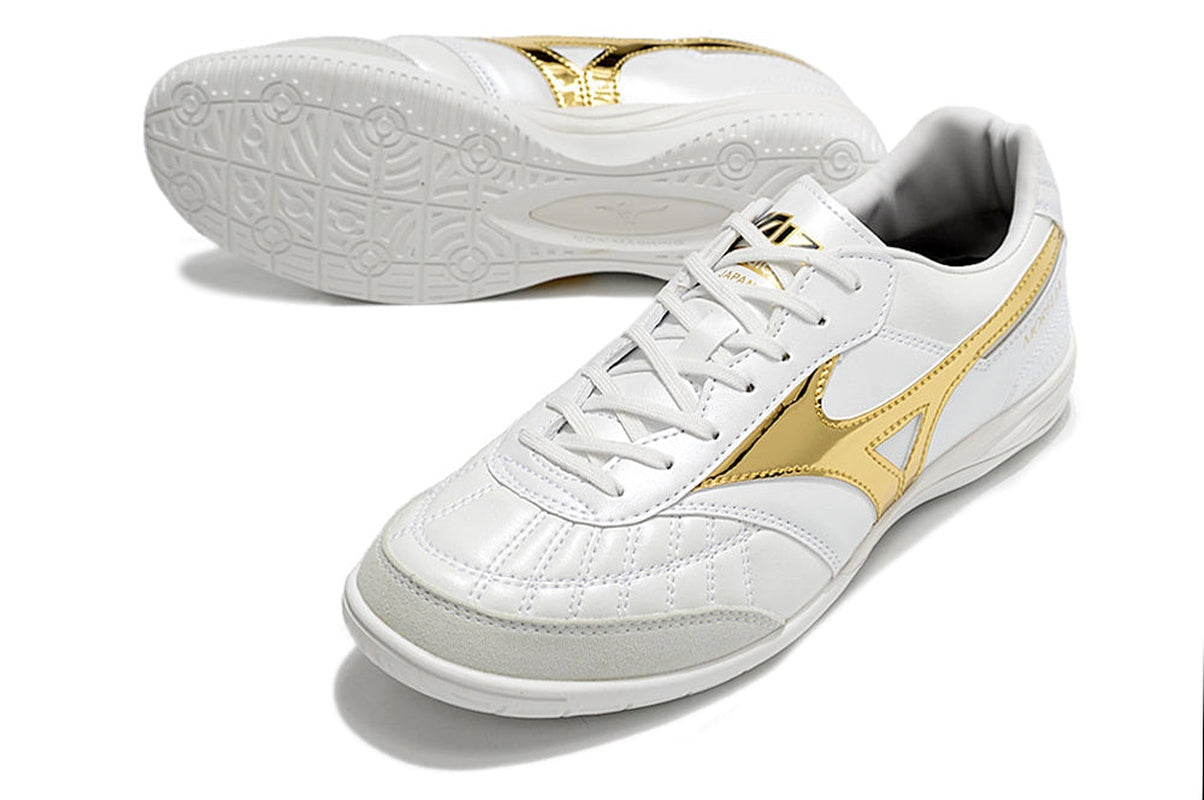 chuteira-futsal-mizuno-morelia-sala-ic-branca-e-dourada-4