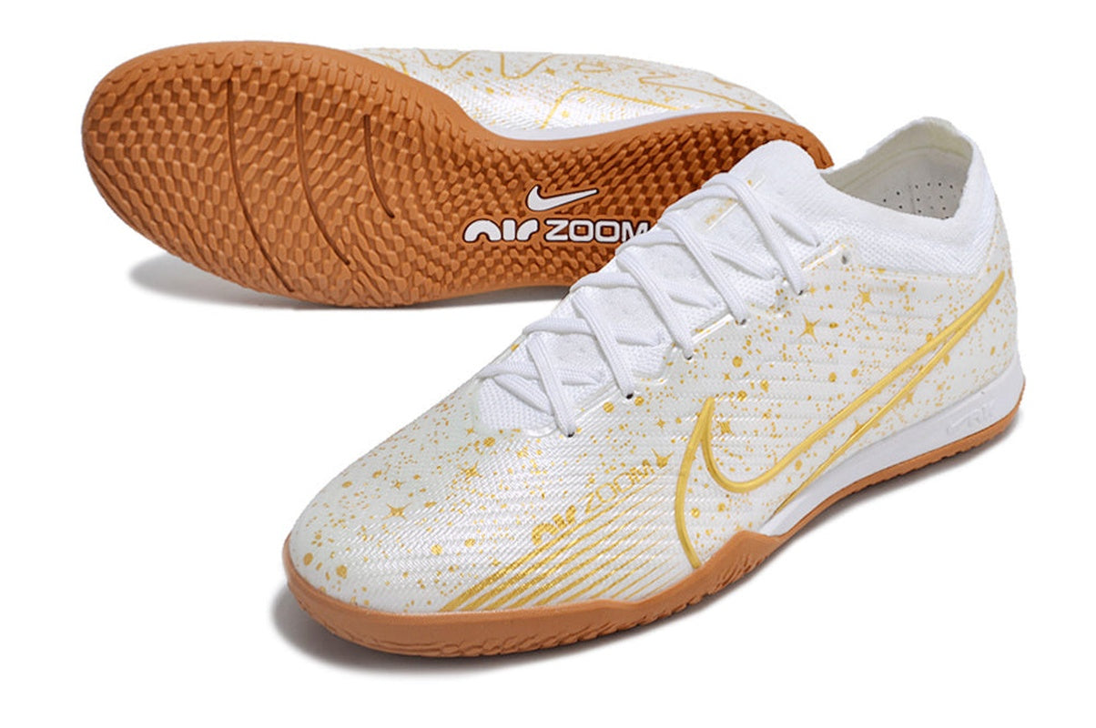 chuteira-futsal-nike-air-zoom-mercurial-vapor-15-elite-ic-branca-e-dourada-2