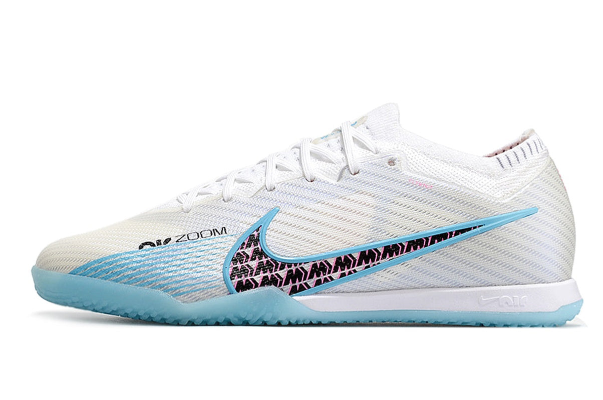chuteira-futsal-nike-air-zoom-mercurial-vapor-15-ic-elite-branca-e-azul-blast-pack-1