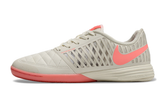 chuteira-futsal-nike-lunar-gato-ii-ic-cinza-e-rosa-1