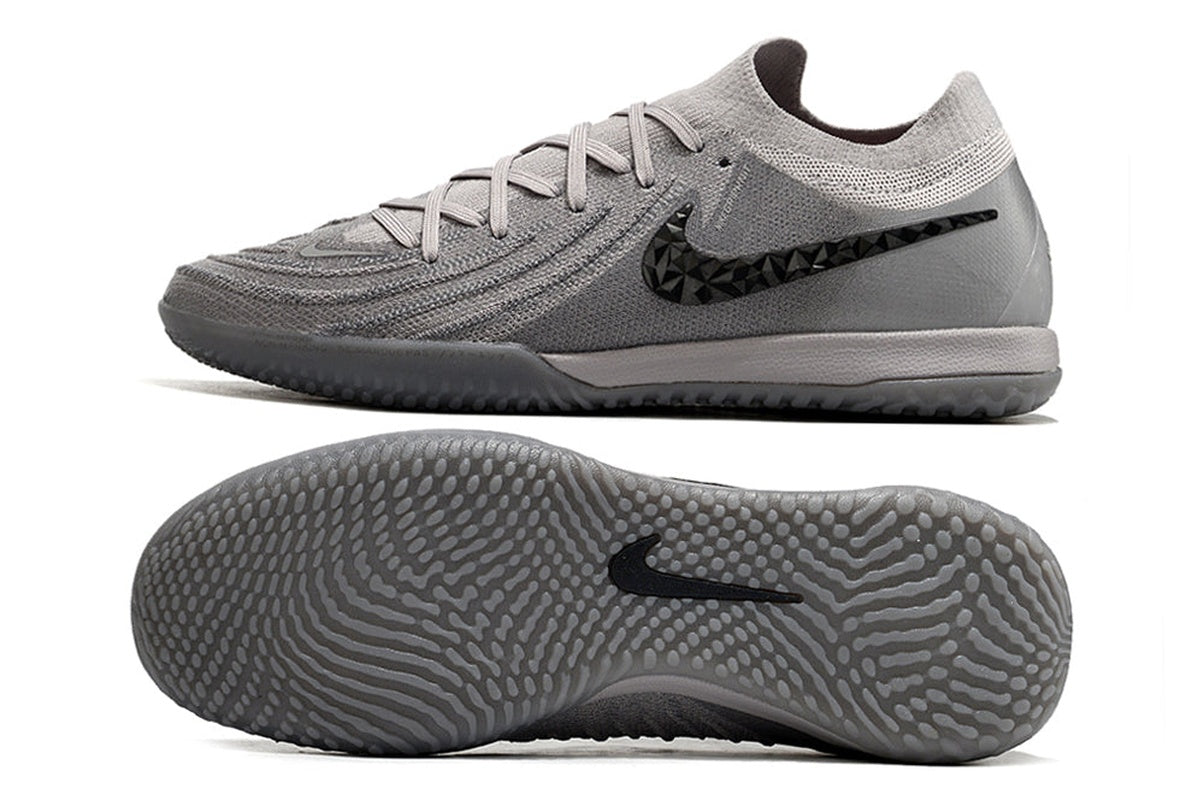 chuteira-futsal-nike-phantpm-gx-2-elite-tf-cinza-e-preta-rising-gem-pack-2