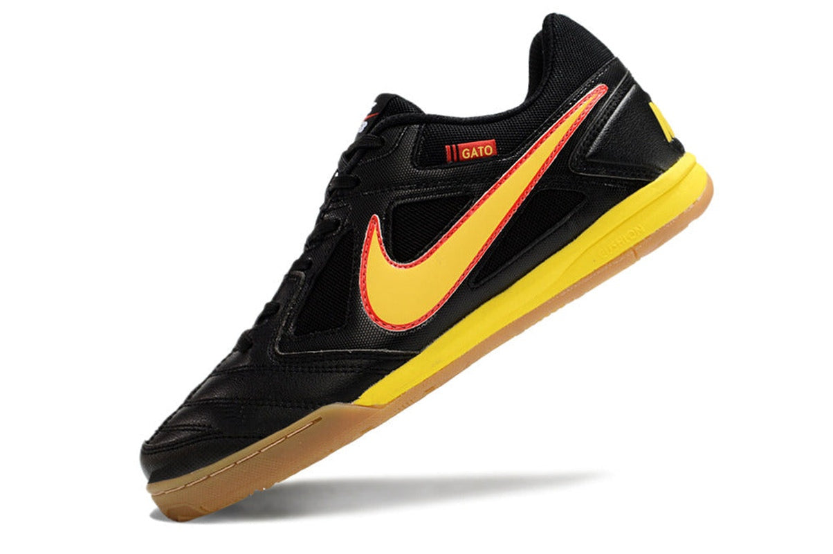 chuteira-futsal-supreme-x-nike-sb-gato-ic-preta-amarelo-e-vermelho-5