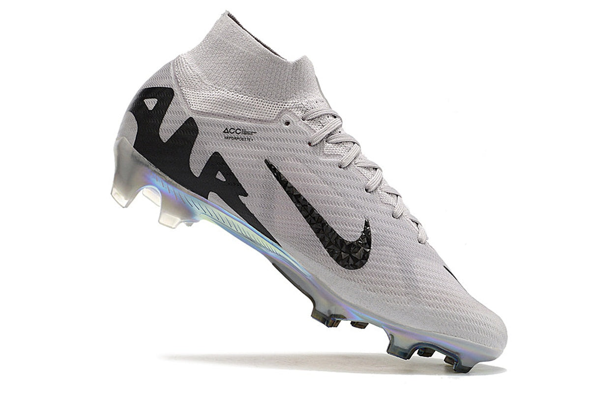chuteira-infantil-campo-nike-air-zoom-mercurial-superfly-9-elite-fg-prata-e-preta-rising-gem-pack-7