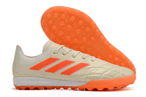 chuteira-society-adidas-copa-pure1-tf-bege-e-laranja-heatspawn-pack-7