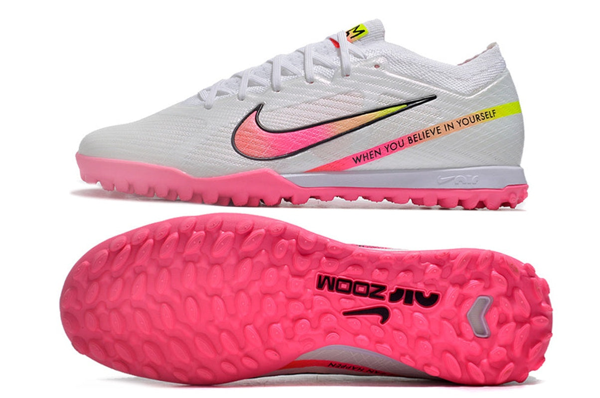 chuteira-society-nike-air-zoom-mercurial-vapor-15-elite-tf-branca-e-rosa-rashford-6