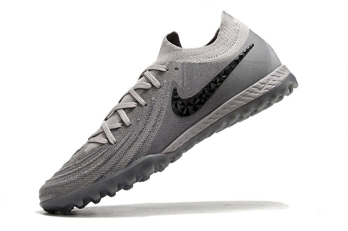 chuteira-society-nike-phantom-gx-2-elite-tf-cinza-e-preta-rising-gem-pack-5