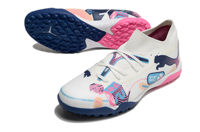 chuteira-society-puma-future-7-tf-branca-azul-e-rosa-volume-up-pack-4