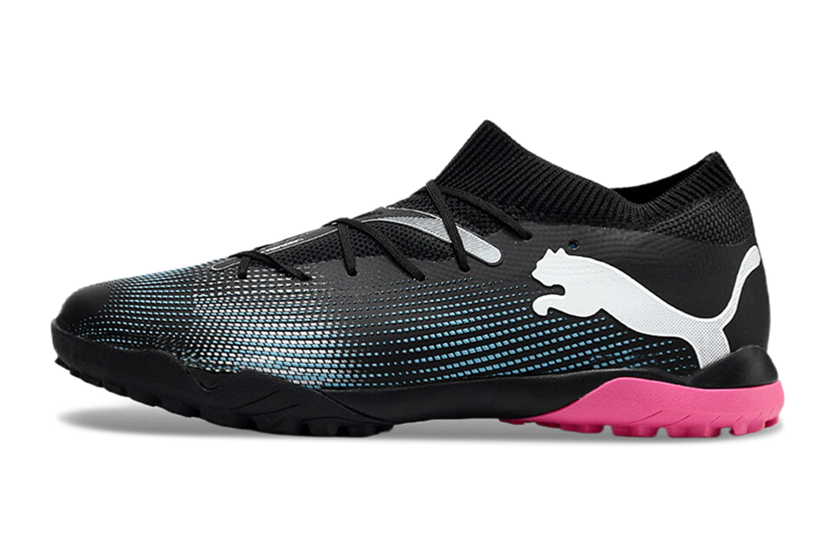chuteira-society-puma-future-7-tf-preta-e-rosa-1