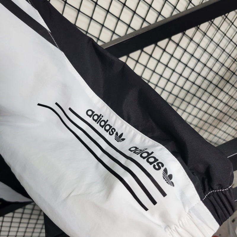 corta-vento-adidas-adn-10k-branco-e-preto-3