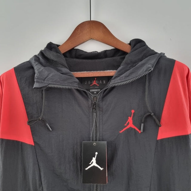 corta-vento-jordan-preto-e-vermelho-2