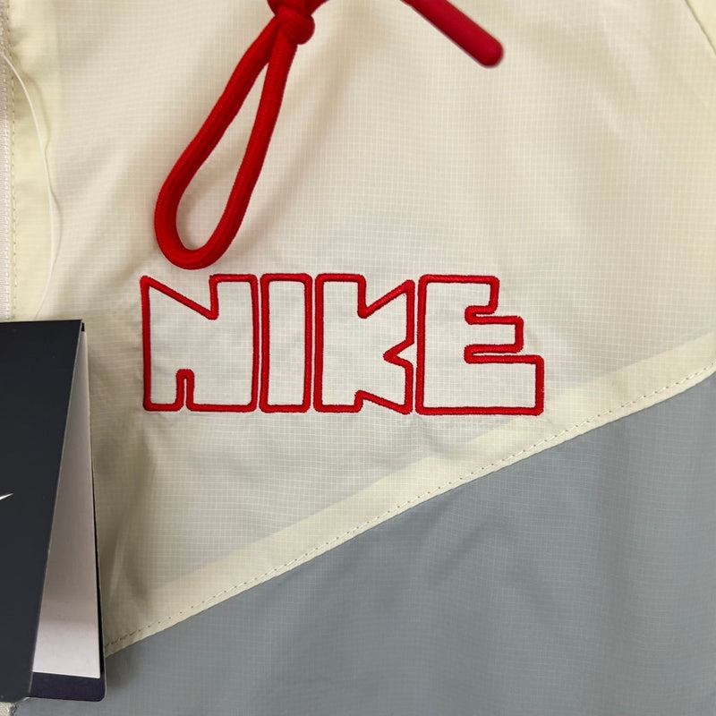 corta-vento-nike-as-wr-cinza-e-off-white-3