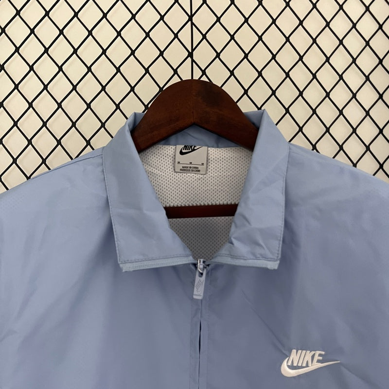 corta-vento-nike-azul-2024-3