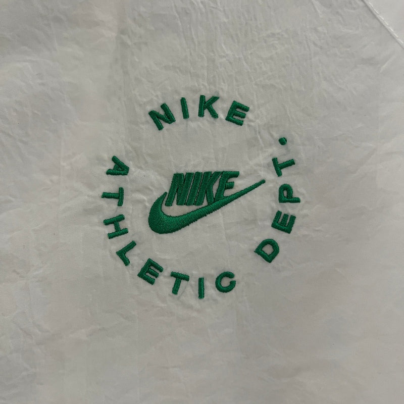 corta-vento-nike-branca-e-verde-2024-4