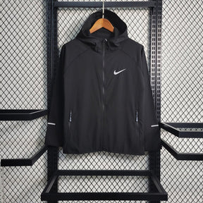 corta-vento-nike-essential-hd-preto-1