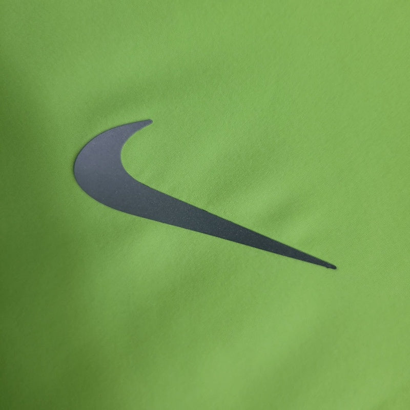 corta-vento-nike-essential-hd-verde-2