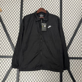 corta-vento-nike-preta-2024-1