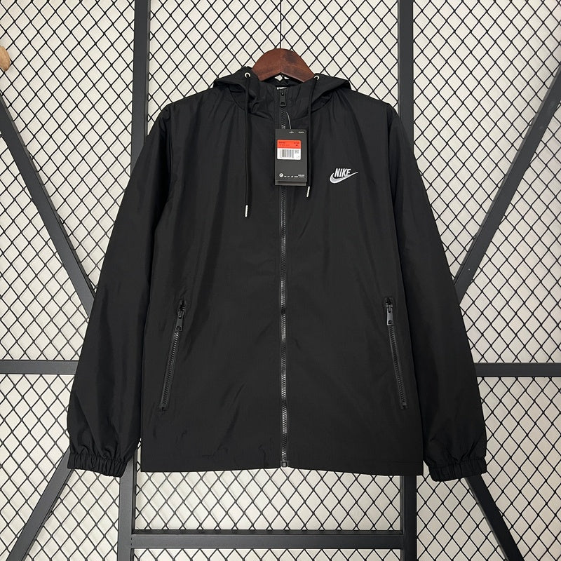 corta-vento-nike-preta-2024-1