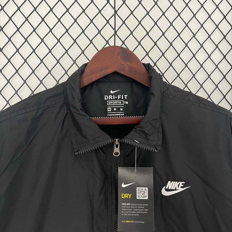 corta-vento-nike-preta-2024-3