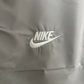 corta-vento-nike-preta-com-cinza-2024-4