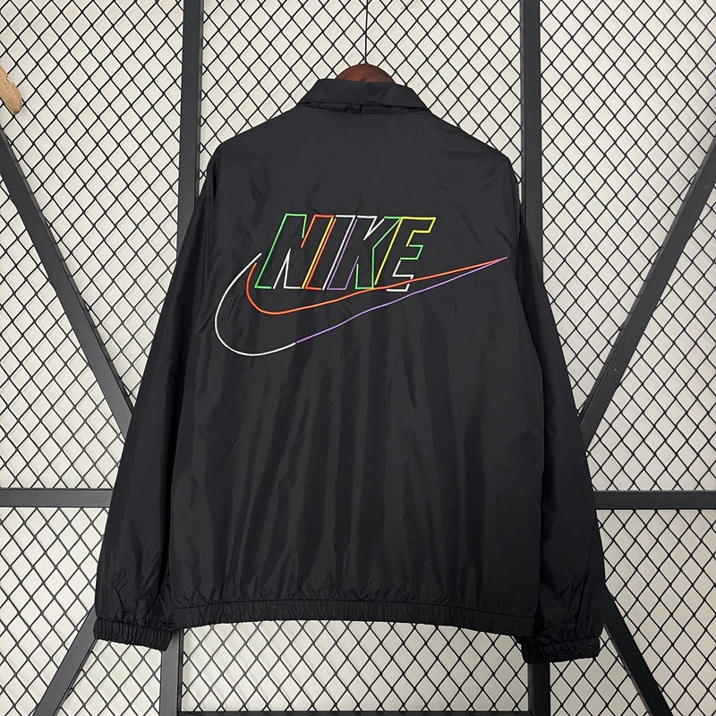 corta-vento-nike-preto-2024-2