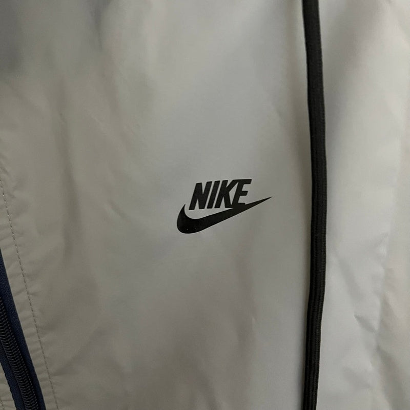 corta-vento-nike-sportswear-cinza-e-azul-3