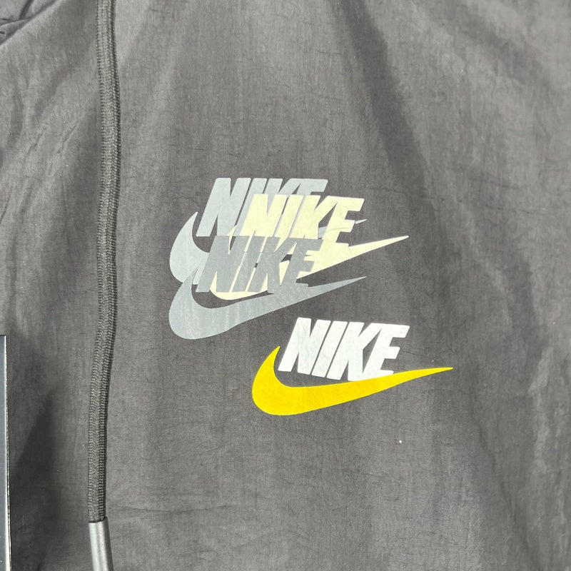 corta-vento-nike-sportswear-preto-3