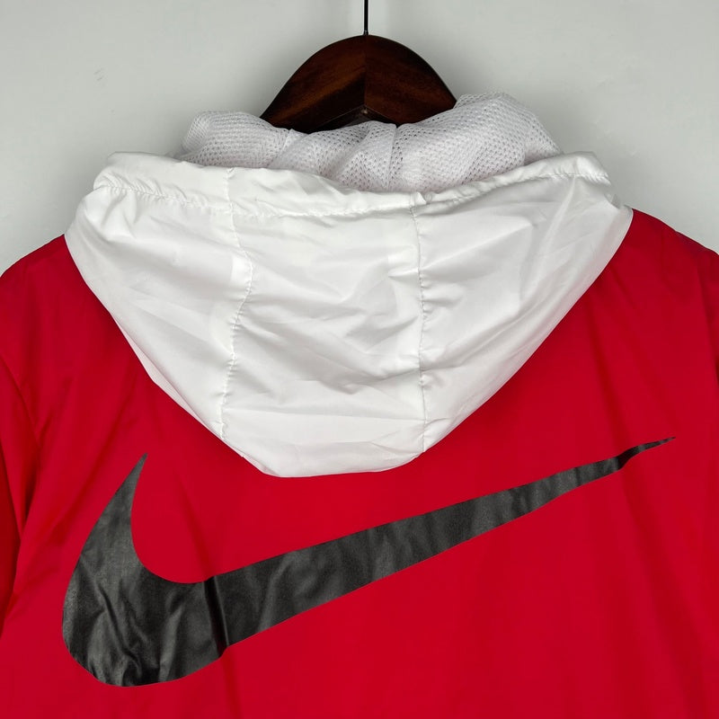 corta-vento-nike-sportswear-vermelho-e-branca-7