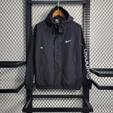 corta-vento-nike-sportwear-swoosh-preto-1