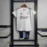 kit-infantil-ajax-away-23-24-1