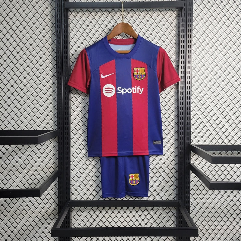 kit-infantil-barcelona-titular-23-24-1