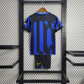 kit-infantil-inter-de-milão-home-23-24-11