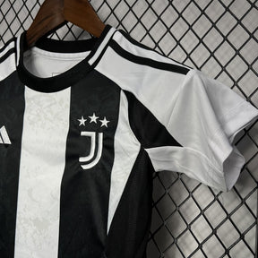 kit-infantil-juventus-titular-2024-25-3