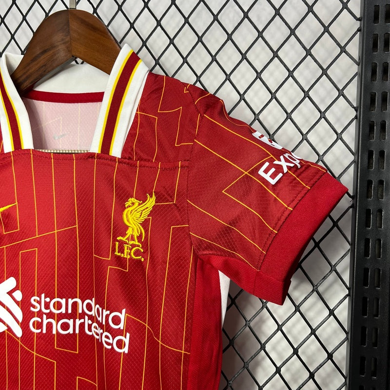 kit-infantil-liverpool-titular-2024-25-3