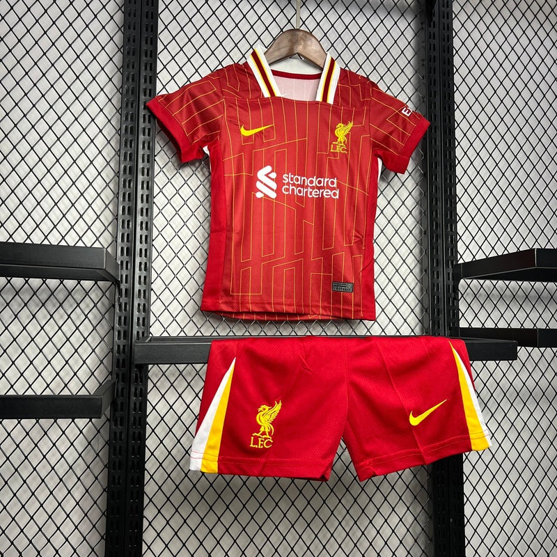 kit-infantil-liverpool-titular-2024-25-4