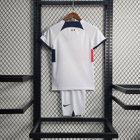 kit-infantil-psg-away-23-24-11